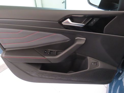 New 2026 Volkswagen Jetta GLI Autobahn FWD image 10