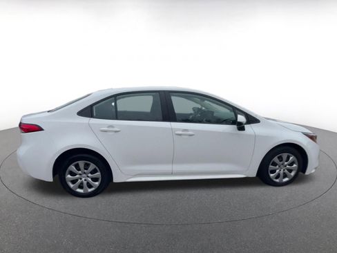 Used 2023 Toyota Corolla LE image 16