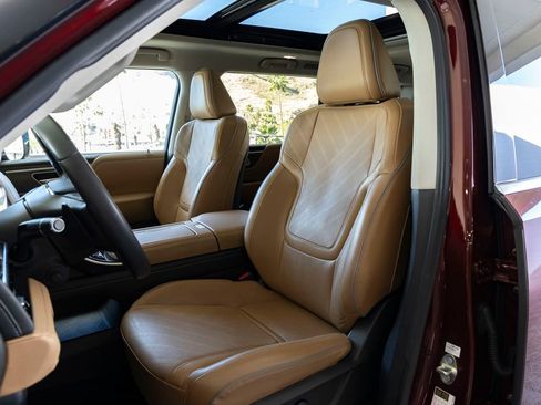 Used 2025 INFINITI QX80 Luxe image 19