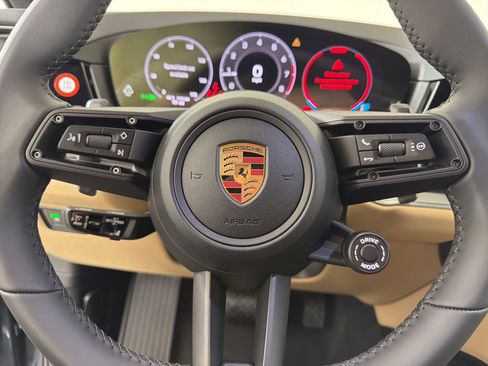 New 2026 Porsche Cayenne Coupe image 21