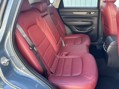 Certified 2023 MAZDA CX-5 Carbon Edition image 29