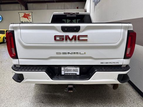 Used 2020 GMC Sierra 3500 Denali w/ Denali Ultimate Package image 8