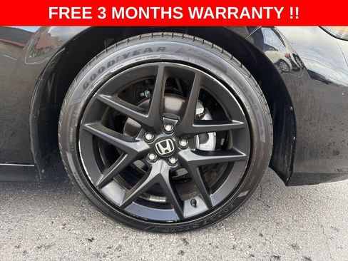 Used 2025 Honda Civic Sport image 10