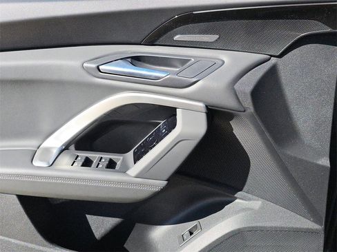 New 2025 Audi Q5 Premium Plus w/ Premium Plus image 18