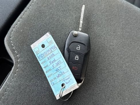 Used 2023 Ford F250 XLT w/ Snow Plow Prep Package image 48