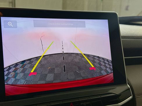 Used 2023 Jeep Compass Limited image 22