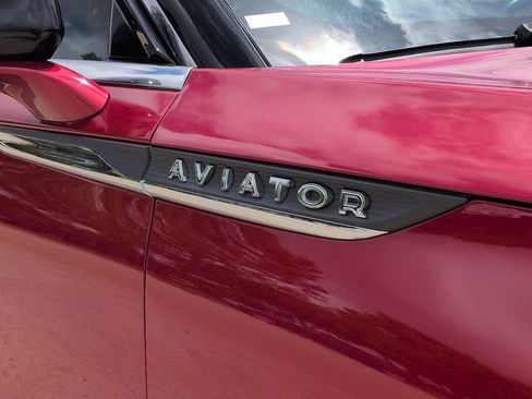 Used 2025 Lincoln Aviator Reserve w/ Equipment Group 201A AWD/4WD image 14