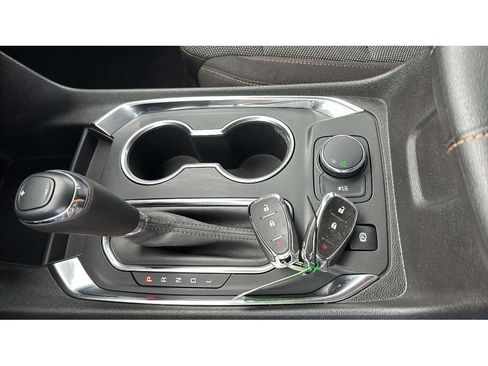 Used 2020 Chevrolet Traverse LS w/ LPO, Black Accent Package FWD image 23