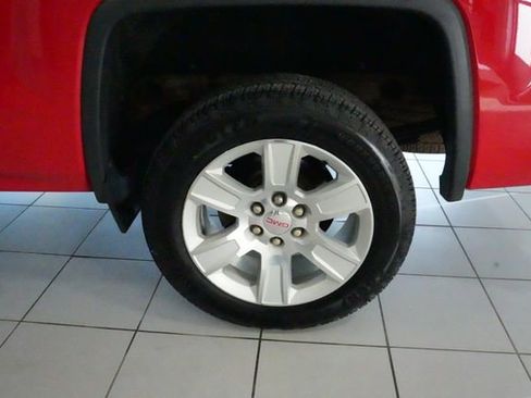 Used 2017 GMC Sierra 1500 SLE w/ SLE Value Package image 9