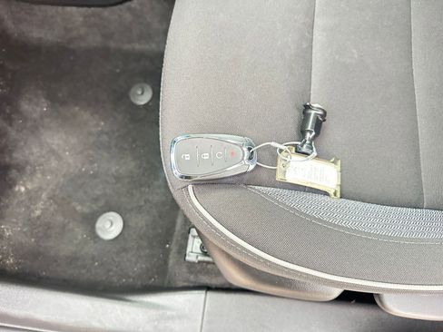 Used 2025 Chevrolet TrailBlazer LT image 22