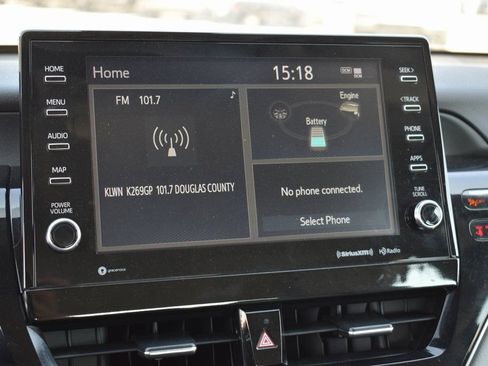 Used 2023 Toyota Camry XLE image 12