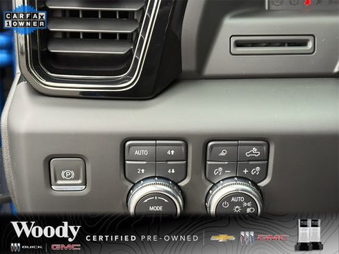 Certified 2022 GMC Sierra 1500 AT4 w/ AT4 Preferred Package image 19