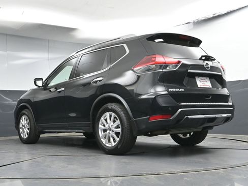 Used 2020 Nissan Rogue SV image 26