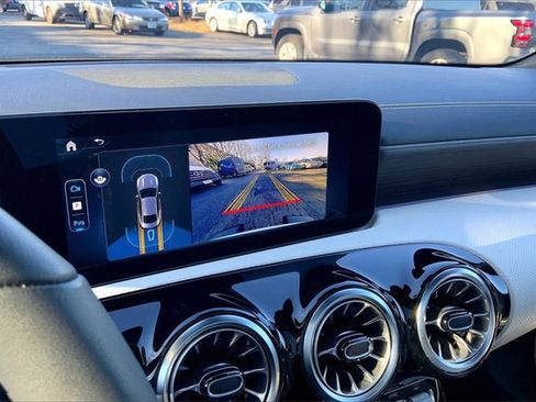 Used 2025 Mercedes-Benz CLA 250 4MATIC image 23