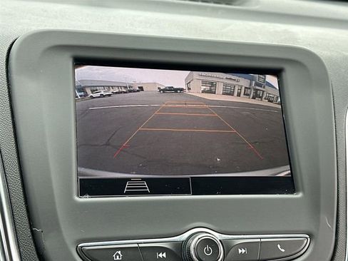 Certified 2023 Chevrolet Equinox LT FWD image 14