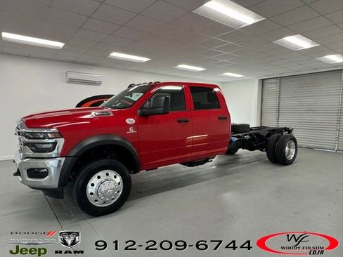 New 2026 RAM 5500 Tradesman w/ Chrome Appearance Group image 1