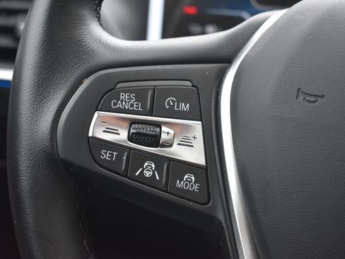 Used 2023 BMW i4 eDrive35 image 16