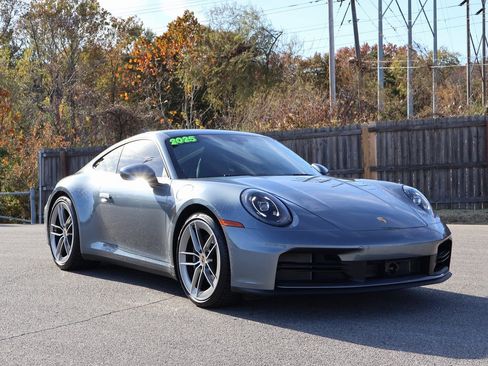 Used 2025 Porsche 911 Carrera image 11