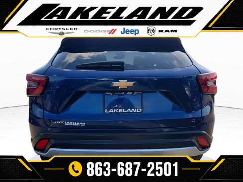 Used 2024 Chevrolet Trax LT FWD image 5
