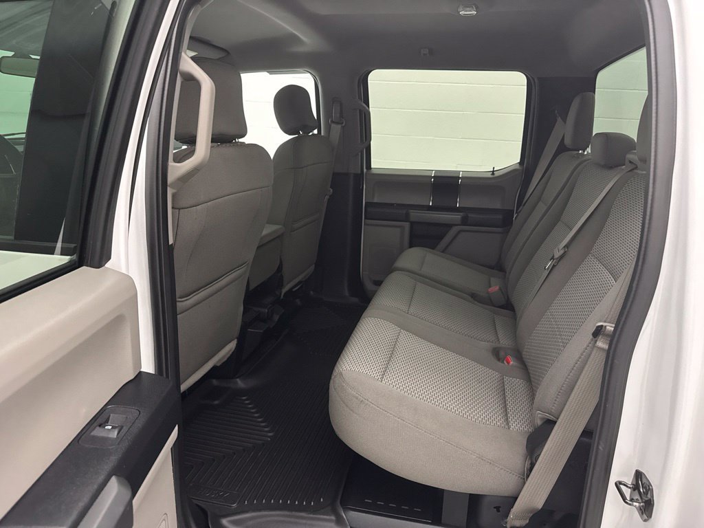Used 2017 Ford F250 XLT w/ FX4 Off-Road Package AWD/4WD image 33