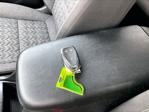 Used 2024 Chevrolet Equinox LT image 33