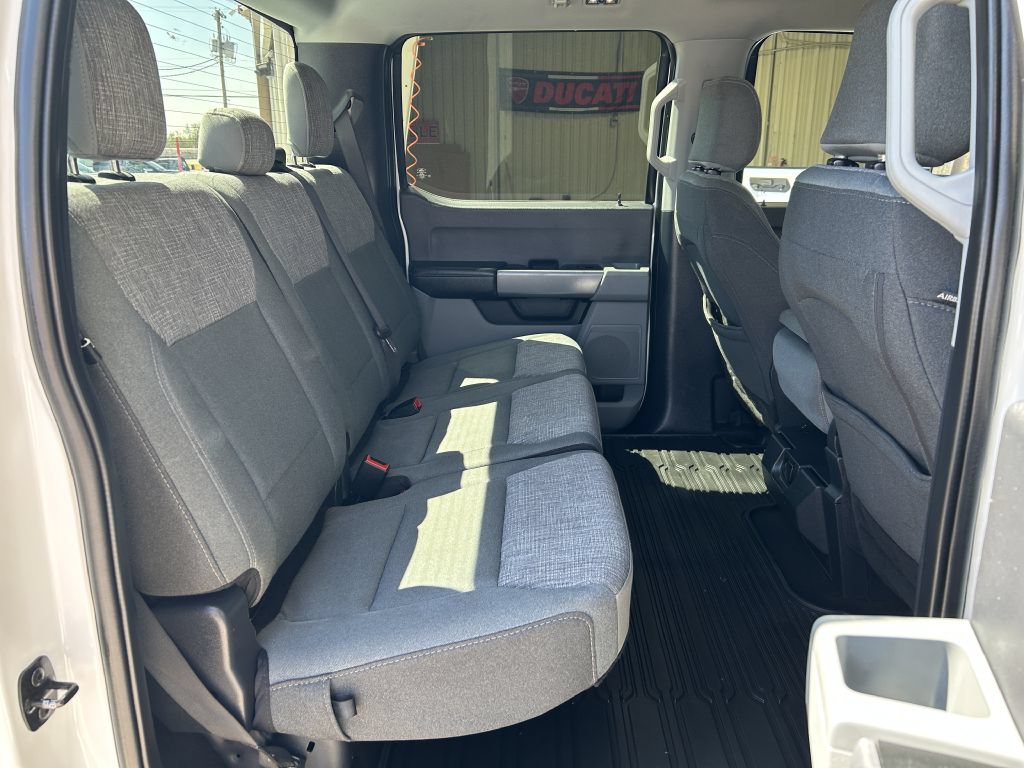 Used 2024 Ford F250 XLT w/ FX4 Off-Road Package AWD/4WD image 19