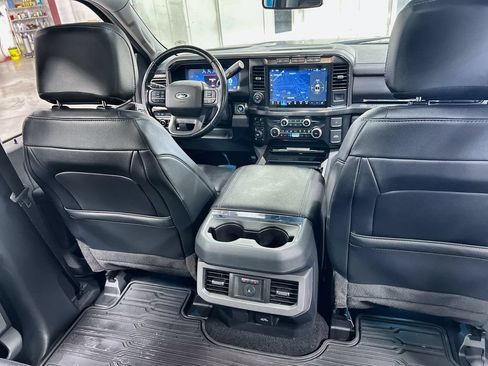 Used 2023 Ford F350 Lariat w/ Lariat Ultimate Package AWD/4WD image 18
