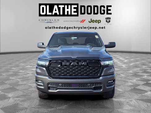 New 2026 RAM 1500 Express AWD/4WD image 29