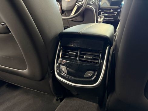 Used 2017 Cadillac XTS Luxury w/ Driver Awareness Package FWD image 18