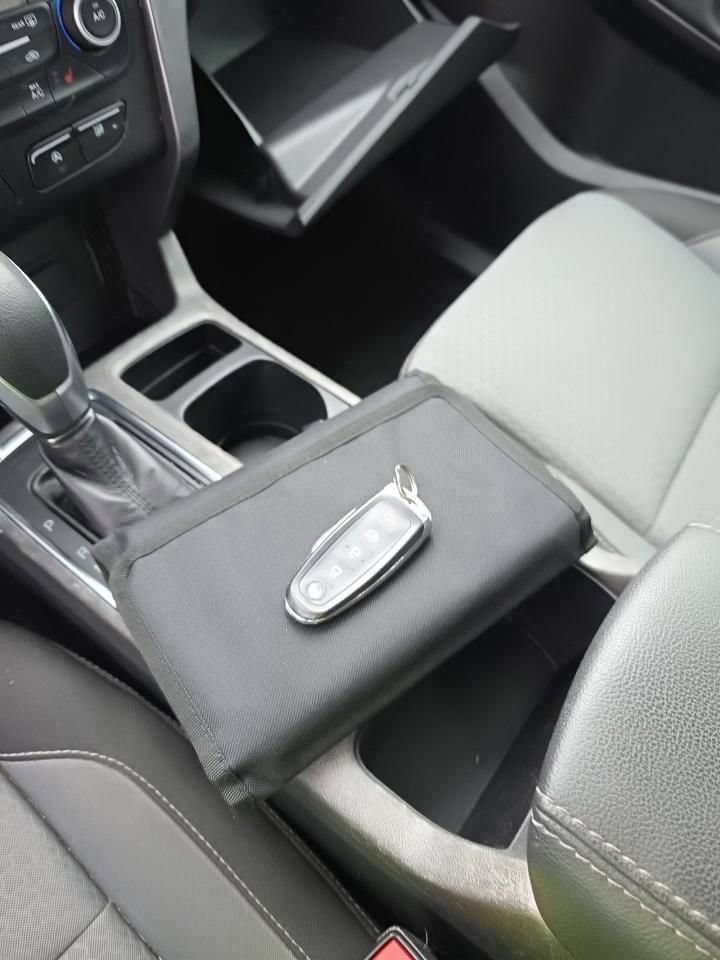 Used 2019 Ford Escape SE FWD image 20