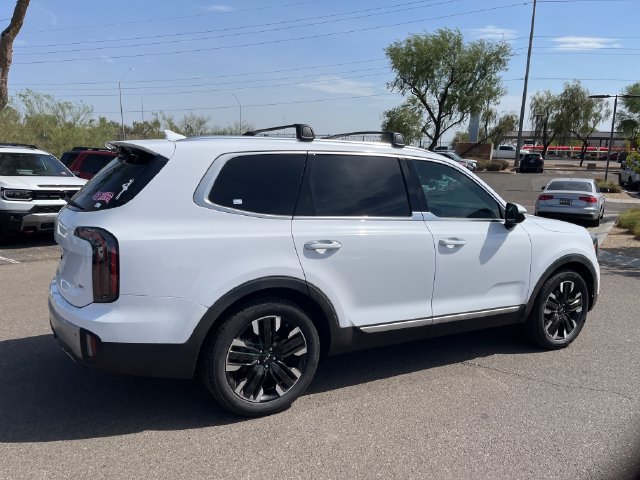 Used 2024 Kia Telluride SX Prestige w/ Towing Package AWD/4WD image 5