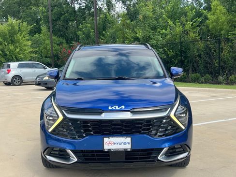 Used 2023 Kia Sportage SX FWD image 2
