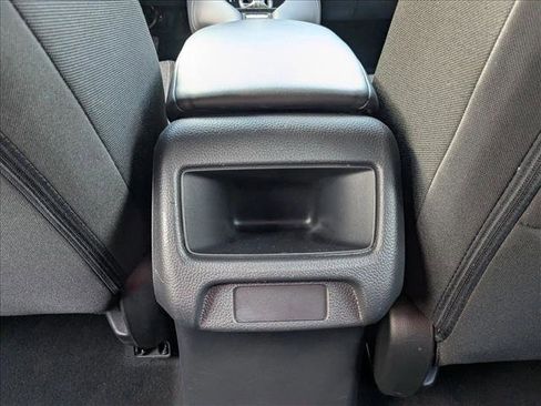Used 2024 Honda HR-V LX image 17