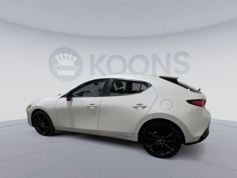 Used 2024 MAZDA MAZDA3 s FWD image 8