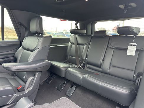 New 2025 Ford Expedition Max Platinum w/ Stealth Performance Package image 34