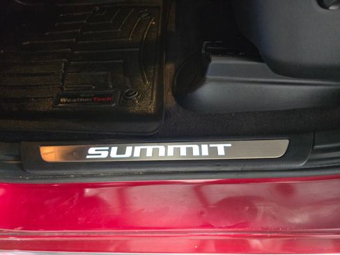 Used 2015 Jeep Grand Cherokee Summit w/ Platinum Series Group image 44