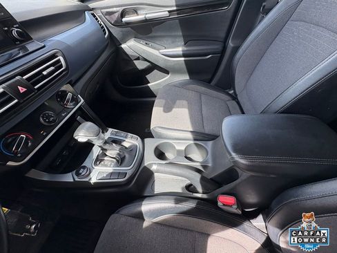 Used 2021 Kia Seltos S image 21
