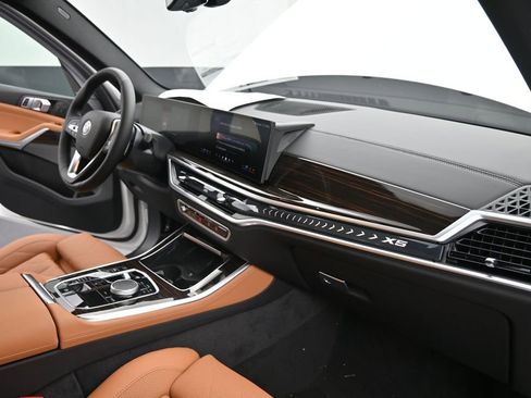 New 2026 BMW X5 sDrive40i RWD image 24