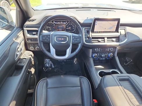 Certified 2021 GMC Yukon SLT w/ SLT Premium Package AWD/4WD image 11