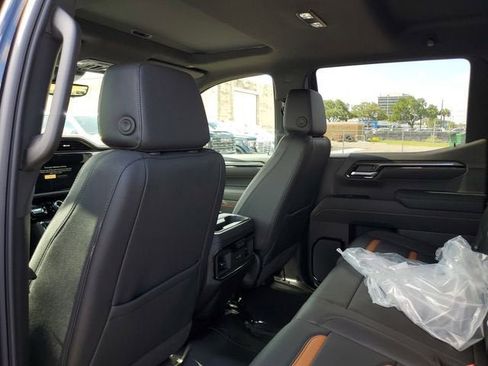 New 2026 GMC Sierra 1500 AT4 w/ AT4 Premium Package AWD/4WD image 11