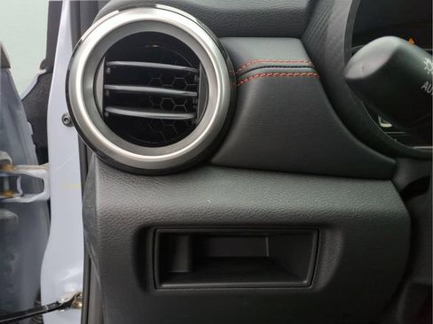 Certified 2025 Nissan Versa SR w/ Trunk Package FWD image 18