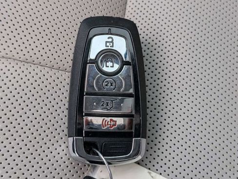 Used 2025 Lincoln Aviator Reserve w/ Equipment Group 201A image 32