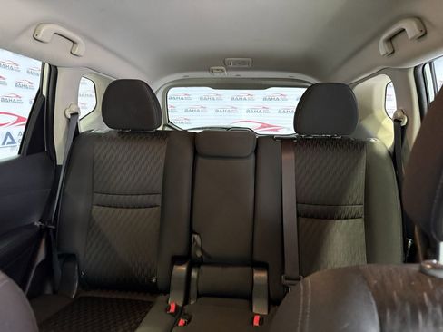 Used 2020 Nissan Rogue SV image 36