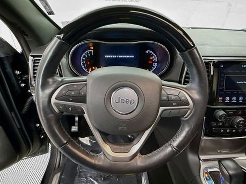 Used 2021 Jeep Grand Cherokee Overland image 13