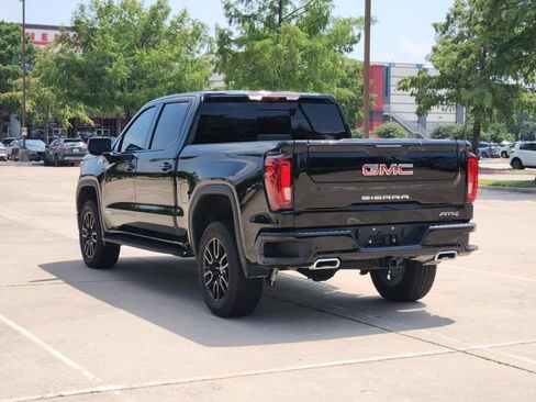Used 2025 GMC Sierra 1500 AT4 w/ AT4 Premium Package AWD/4WD image 7