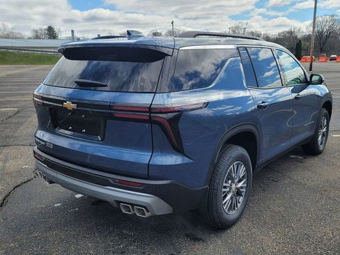New 2026 Chevrolet Traverse LT image 12