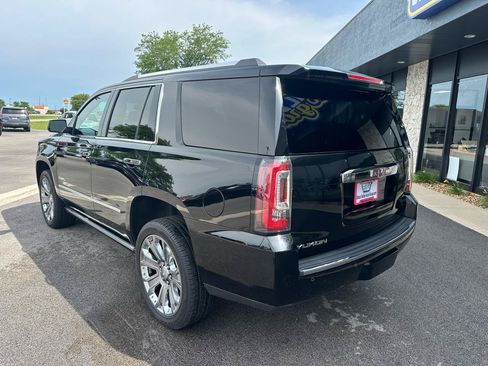 Used 2016 GMC Yukon Denali w/ Open Road Package AWD/4WD image 5