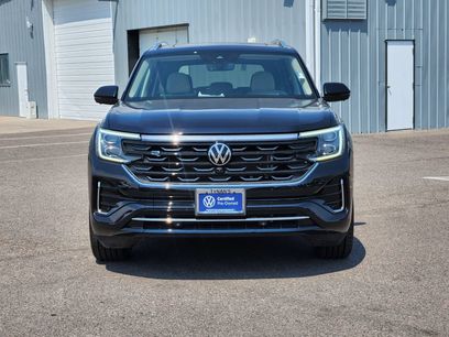 Certified 2025 Volkswagen Atlas SEL Premium R-Line