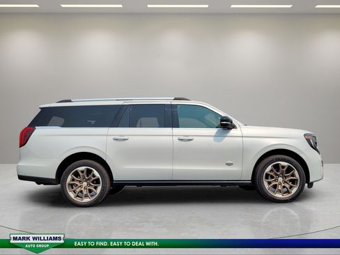 Used 2025 Ford Expedition Max King Ranch AWD/4WD image 2