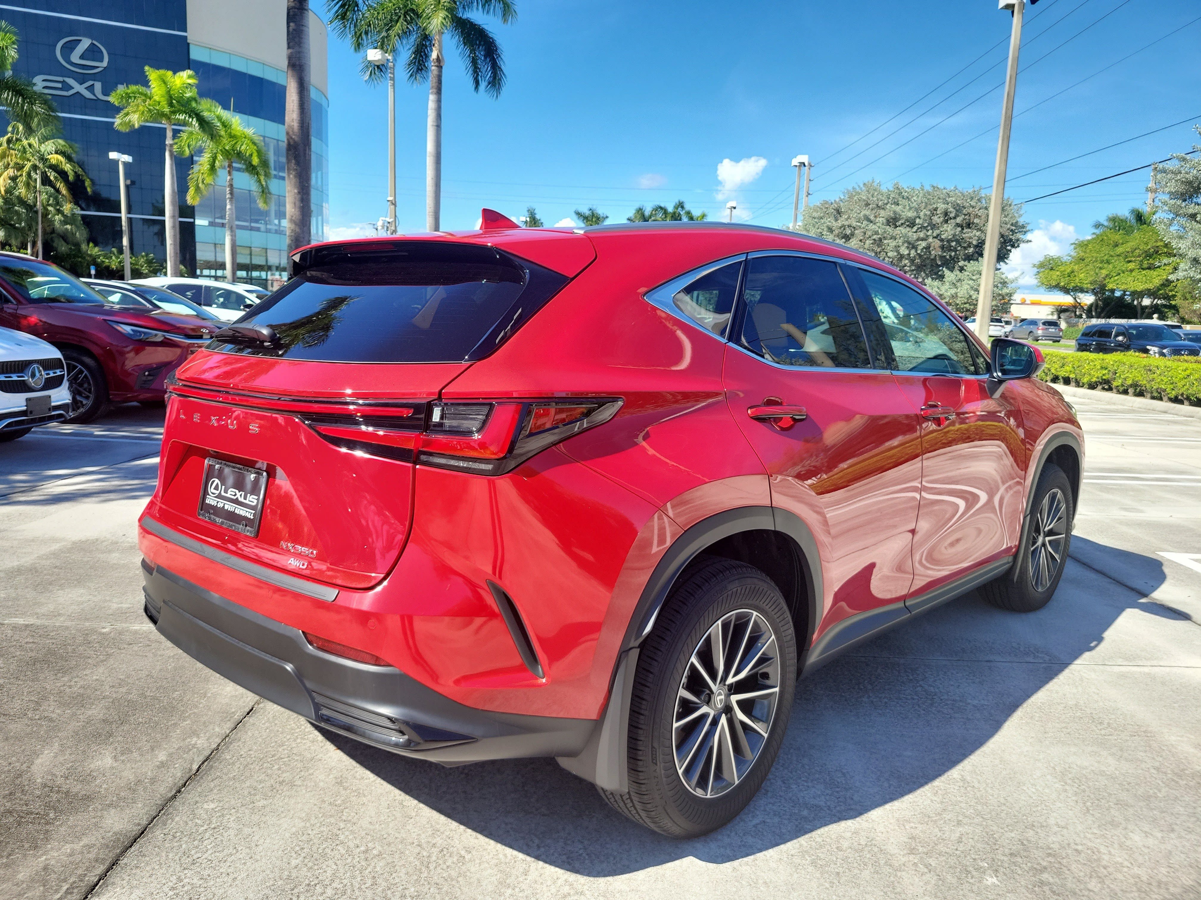 Certified 2025 Lexus NX 350 AWD w/ Accessory Package (Z2) image 8